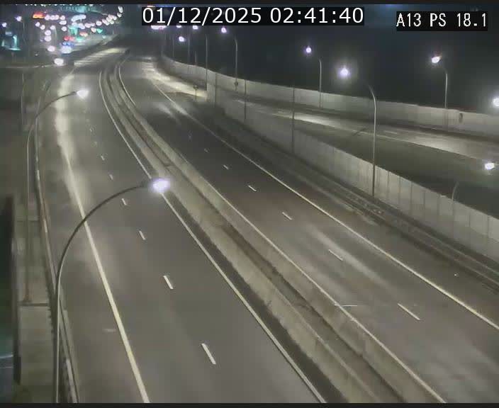 Traffic live webcam Luxembourg Dudelange - A13 direction Croix de Bettembourg - BK 18.1