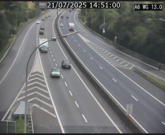 Traffic live webcam Luxembourg Mamer - A6 - BK 13 - direction Luxembourg/France/Allemagne