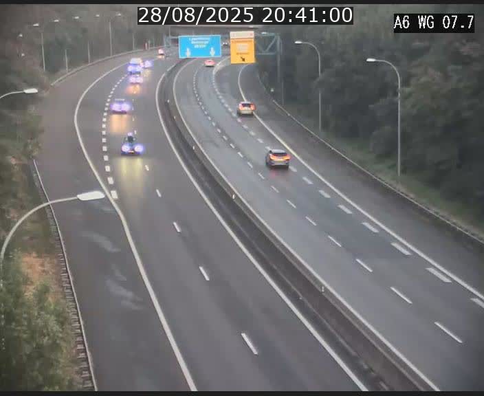 Traffic live webcam Luxembourg - Bridel - A6 - BK 7.7 - direction Belgique