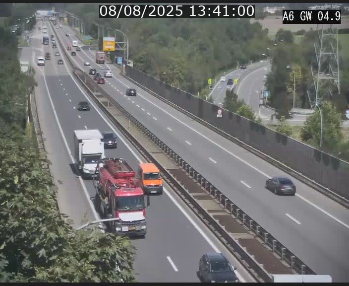 Traffic live webcam Luxembourg Croix de Cessange - A6 - BK 4.9 - direction Belgique