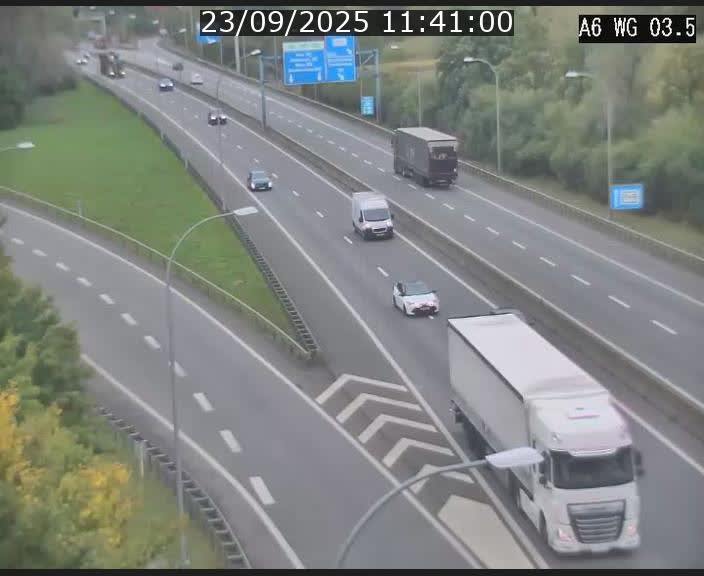 Traffic live webcam Luxembourg - Croix de Cessange - A6 - BK 3.5 - direction France/Allemagne