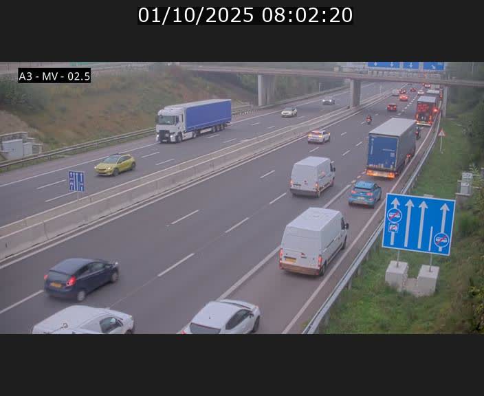 Webcam autoroute A3 au Luxembourg à proximité de la Croix de Gasperich. Vue orientée vers Luxembourg