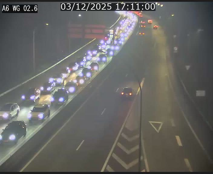 Traffic live webcam Luxembourg Croix de Cessange - A6 - BK 2.6 - direction France/Allemagne