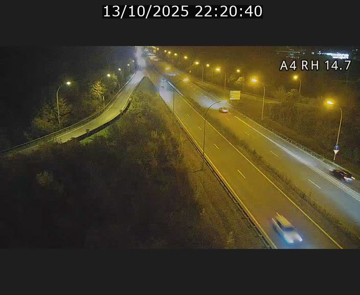 Traffic live webcam Luxembourg Jonction Lankelz - A4 - BK 14.7 - direction Luxembourg