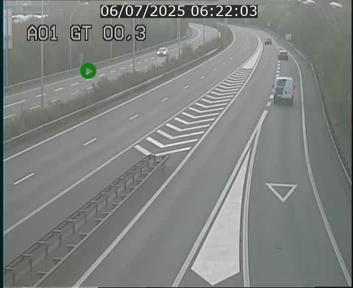 Traffic live webcam Luxembourg Croix de Gasperich - A1 direction Kirchberg - BK 0.3