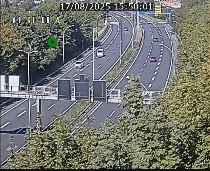 Traffic live webcam Luxembourg Hamm - A1 direction Sandweiler - BK 6.4
