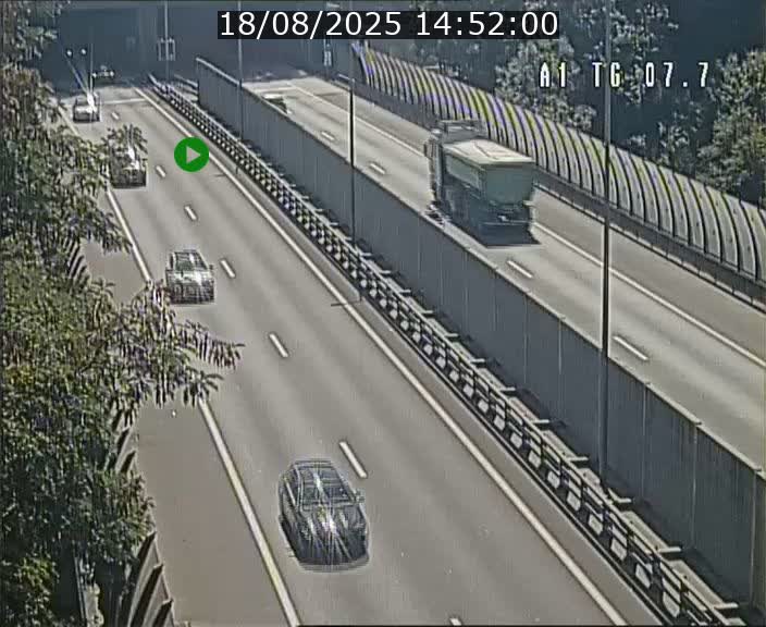 Traffic live webcam Luxembourg Kirchberg - A1 direction Luxembourg-ville - BK 7.7