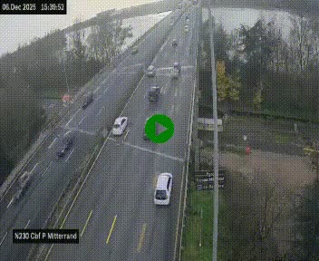 Webcam sur le périphérique de Bordeaux à l'est de la ville. Caméra située sur le Pont Mitterand sur la N230