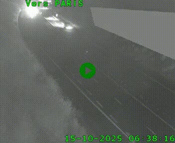 Caméra routière sur l'autoroute A20 à Saint-Pardoux-l'Ortigier, à la jonction avec l'A89. Vue orientée vers Paris