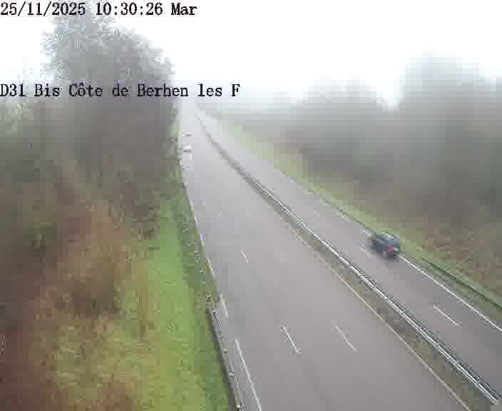 Webcam de surveillance sur D31bis (France) à Behren-lès-Forbach, cadrée vers Sarreguemines, proposant une information routière utile aux déplacements quotidiens.