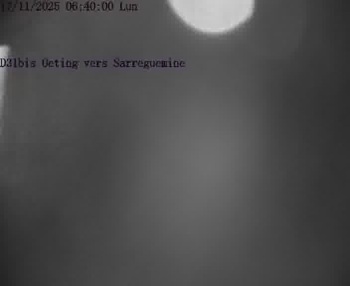 Webcam installée le long de D31bis (France) à Oeting, pointée vers Sarreguemines, utile pour suivre précisément les conditions de trafic.