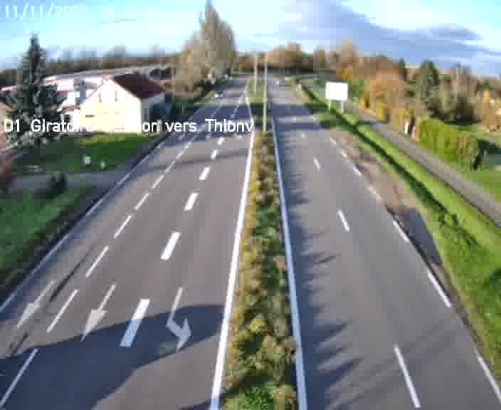 Webcam de surveillance sur D1 (France) à Ennery, cadrée vers Thionville, proposant une information routière utile aux déplacements quotidiens.