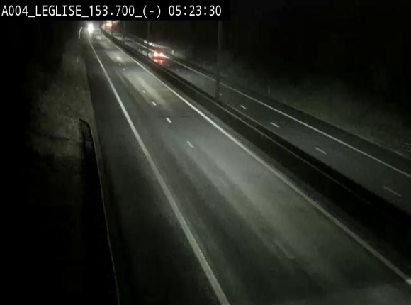 Webcam autoroute A4 (E411-E25) à Léglise, avant la jonction avec la N40. Vue orientée vers Bruxelles