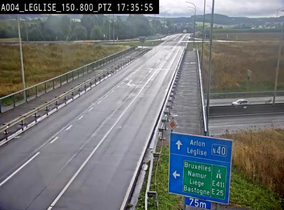 Webcam au-dessus de l'E411 sur la N40. Vue orientée vers Léglise en provenance de Neufchâteau