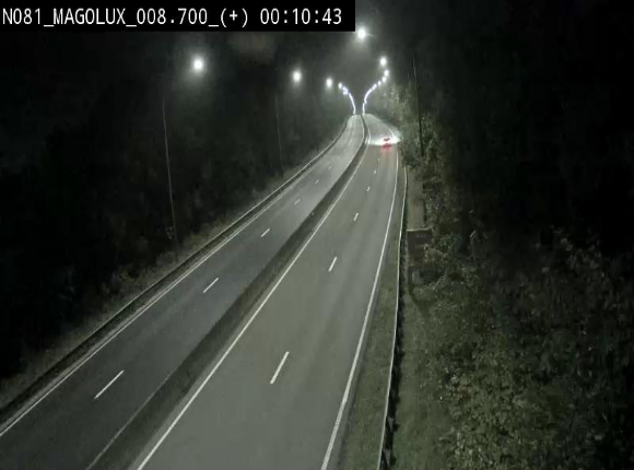 Webcam sur la N81 (E411) à hauteur de la jonction avec la N883. Vue orientée vers Longwy
