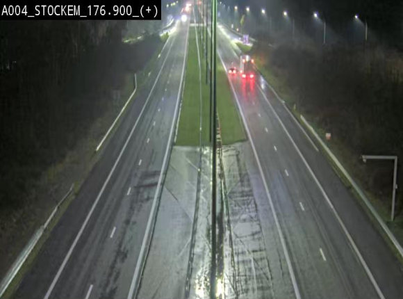 Webcam au-dessus de l'E411 sur la N83 à hauteur de la sortie Stockem. Vue orientée vers Arlon