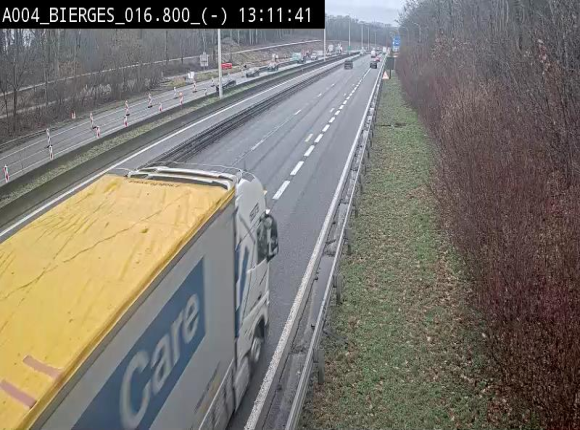 Webcam E411(A4) à Wavre, à hauteur de la sortie 5 Bierges. Vue orientée vers Bruxelles