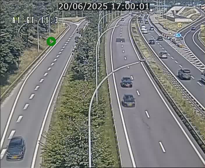 Traffic live webcam Luxembourg Senningerberg - A1 direction Allemagne - BK 11.3