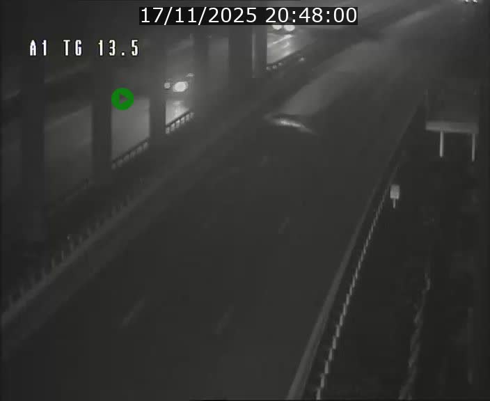 Traffic live webcam Luxembourg Senningen - A1 direction Luxembourg - BK 13.5