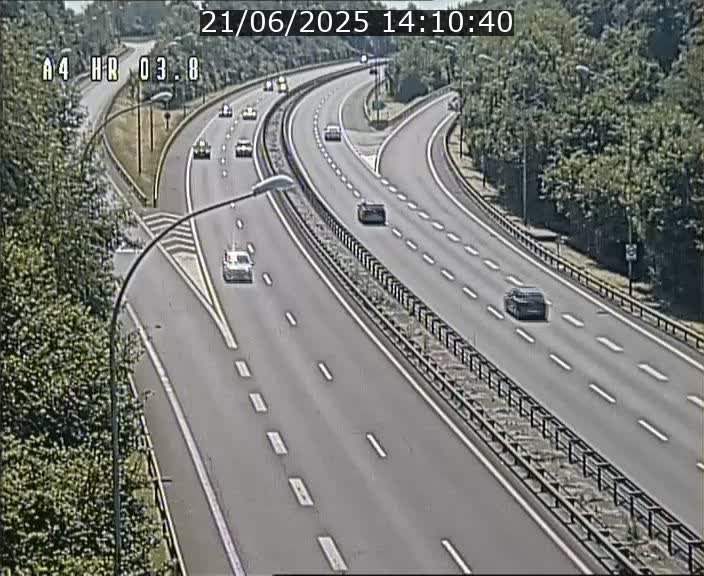 Webcam traffic A4 Luxembourg - BK 3.8 - Leudelange (direction Esch sur Alzette)