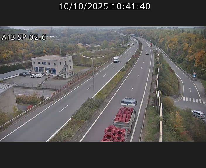 Traffic live webcam Luxembourg Sanem - A13 direction Pétange - BK 2.6