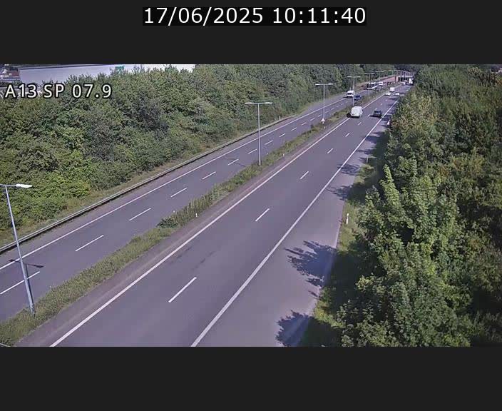 Traffic live webcam Luxembourg Jonction Lankelz - A13 direction Pétange - BK 7.9