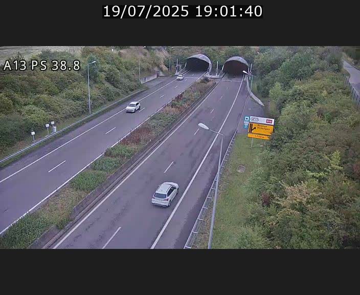 Webcam autoroute A13 à l'entrée ouest du tunnel Markusbierg à Schengen. Vue orientée vers Mondorf-les-Bains