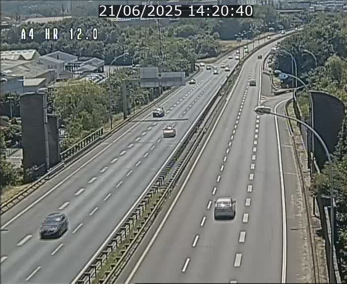 Traffic live webcam Luxembourg Jonction Foetz - A4 - BK 12.0 - direction Esch sur Alzette