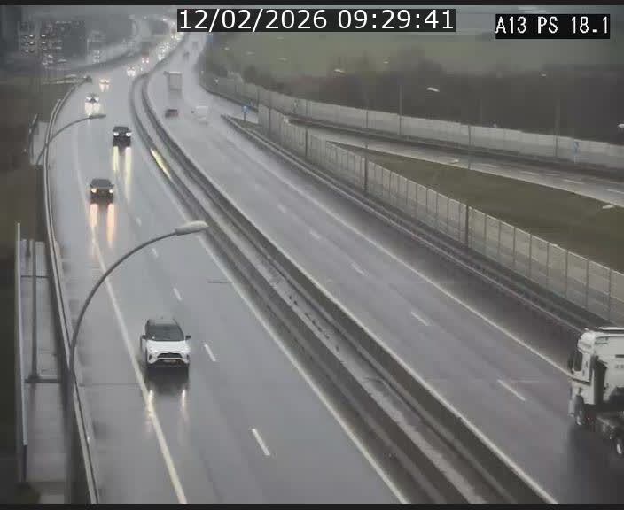 Traffic live webcam Luxembourg Dudelange - A13 direction Croix de Bettembourg - BK 18.1
