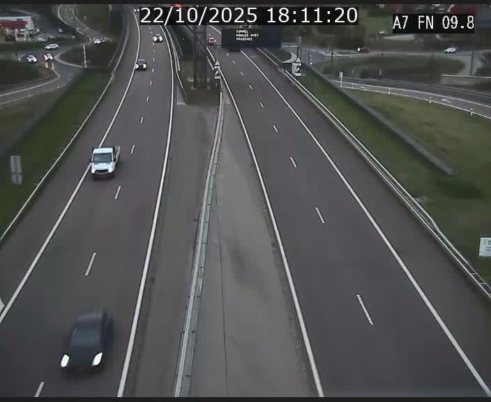 Caméra trafic Luxembourg - A7, Tunnel Gousselerbierg, sortie sud, direction rond-point Lorentzweiler (BK 9.9)