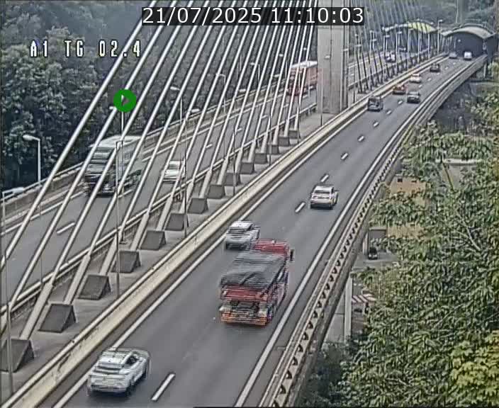 Traffic live webcam Luxembourg Sandweiler - A1 direction Luxembourg-ville - BK 2.4