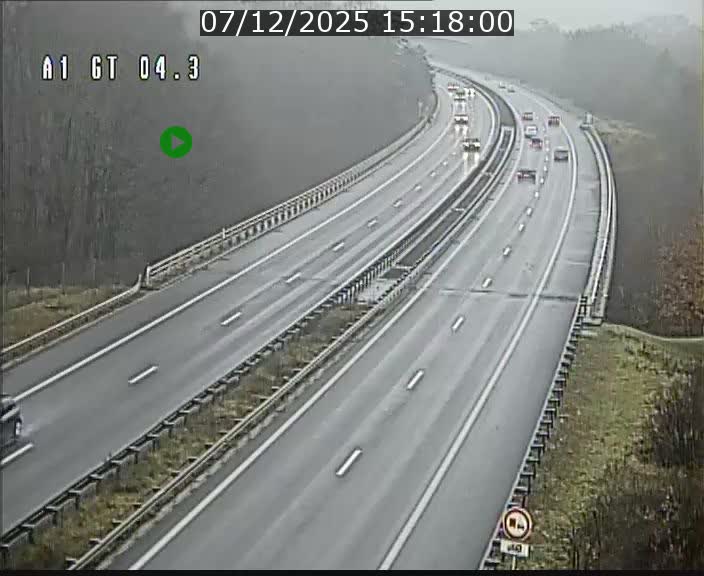 Traffic live webcam Luxembourg Itzig - A1 direction Sandweiler - BK 4.3