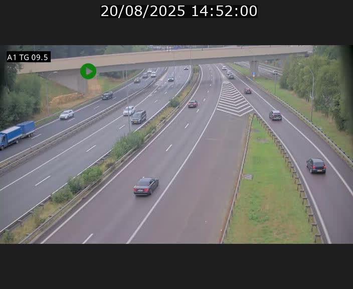 Traffic live webcam Luxembourg Jonction Grünewald - A1 direction Luxembourg-ville - BK 9.5