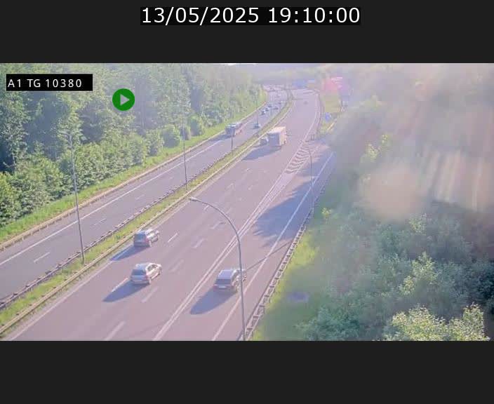 Traffic live webcam Luxembourg Senningerberg - A1 direction Luxembourg Kirchberg - BK 10.3