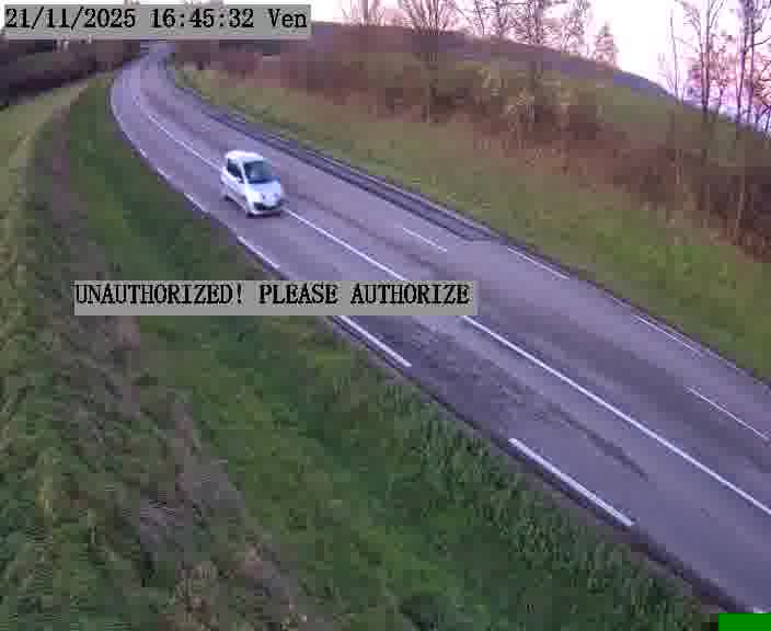 Webcam installée le long de D955 (France) à Amelécourt, pointée vers Metz, utile pour suivre précisément les conditions de trafic.