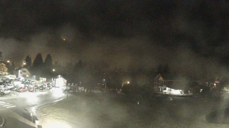 Webcam au niveau de la mairie du village du Bourg d'Oisans, aux pieds de l'Alpe d'Huez et aux portes du parc des Écrins