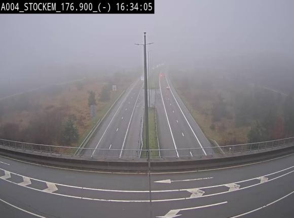 Webcam à hauteur de la sortie 30 Fouches - Stockem sur l'E411, menant sur la N83. Vue orientée vers Namur
