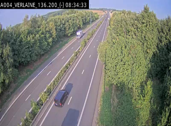 Webcam sur l'E411 à hauteur du pont surplombant la N40, à proximité de la sortie 26 Verlaine - Libramont-Chevigny. Vue orientée vers Namur
