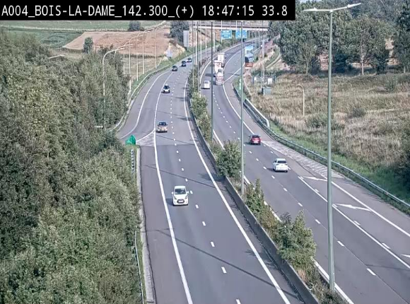 Webcam située entre la sortie 29 Neufchâteau et la jonction avec l'E25 en direction de Liège et Luxembourg
