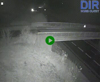 Webcam sur A84 à hauteur de Pont-Farcy, au niveau du pont autoroutier sur la Vire, au sud de Saint-Lô