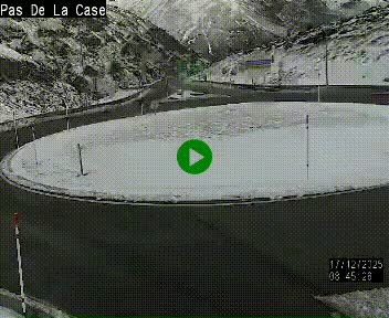 Webcam sur la N22 au niveau du poste frontière entre la France et Andorre à proximité de Pas de la Case à plus de 2000 mètres d'altitude