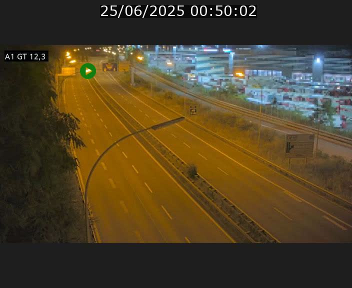 Traffic live webcam Luxembourg Senningerberg - A1 direction Allemagne - BK 12.3