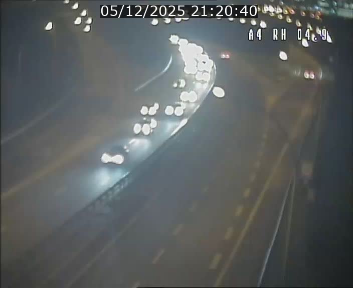 Traffic live webcam Luxembourg Leudelange - A4 - BK 4.9 - direction Luxembourg