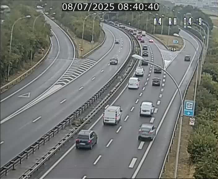 Traffic live webcam Luxembourg Leudelange - A4 - BK 4.9 - direction Luxembourg