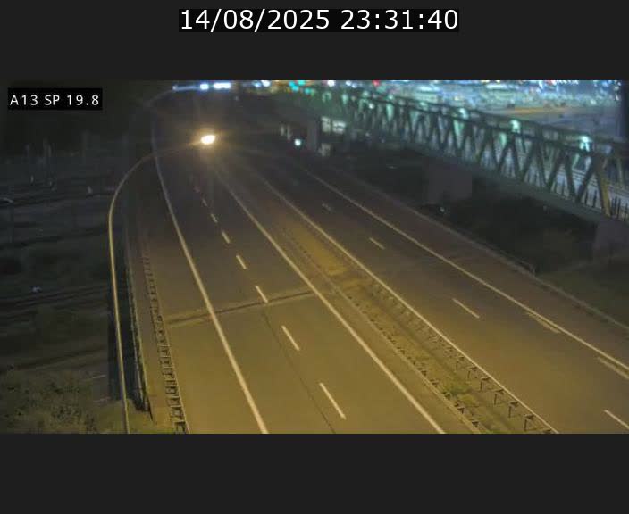 Traffic live webcam Luxembourg Croix de Bettembourg - A13 direction Esch-sur-Alzette - BK 19.8