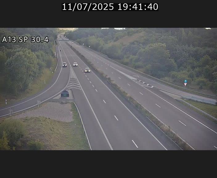 Traffic live webcam Luxembourg Altwies - A13 direction Luxembourg-ville - BK 30.4
