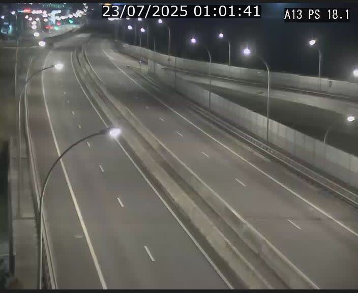Traffic live webcam Luxembourg Dudelange - A13 direction Croix de Bettembourg - BK 18.1