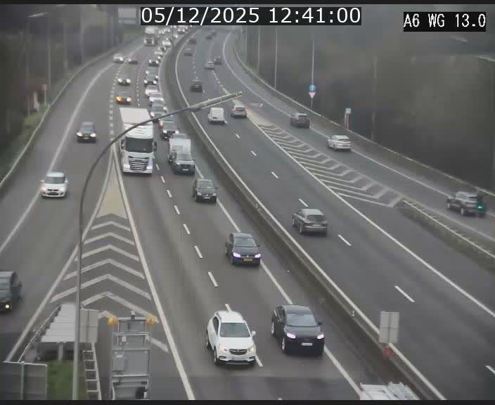 Traffic live webcam Luxembourg Mamer - A6 - BK 13 - direction Luxembourg/France/Allemagne