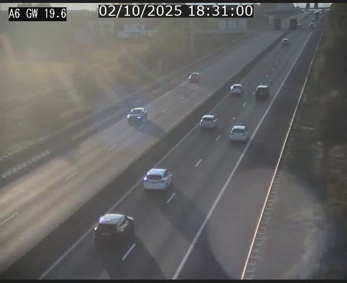 Traffic live webcam Luxembourg - Steinfort - A6 - BK 19.6 - direction Belgique