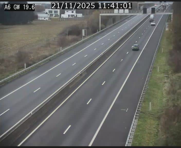 Traffic live webcam Luxembourg - Steinfort - A6 - BK 19.6 - direction Belgique